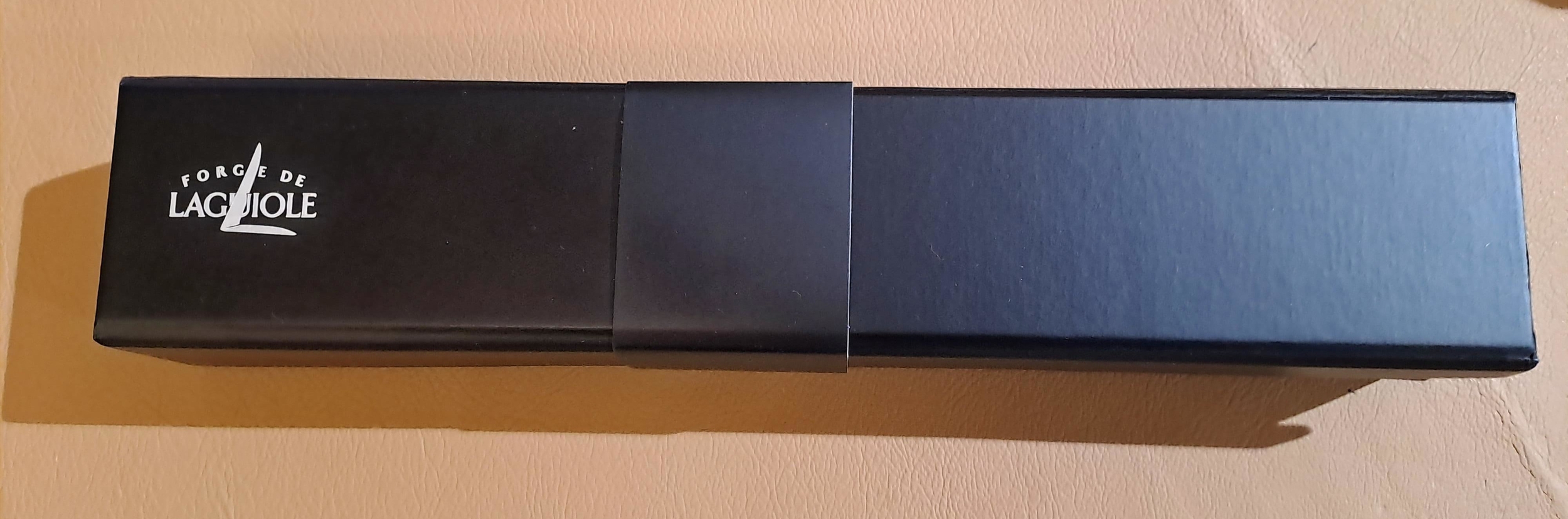 coffret noir-couteau pliant Bras, couteau Forge de Laguiole, cadeau fête des pères, cadeau départ à la retraite,  Retour d’Aubrac, Aveyron