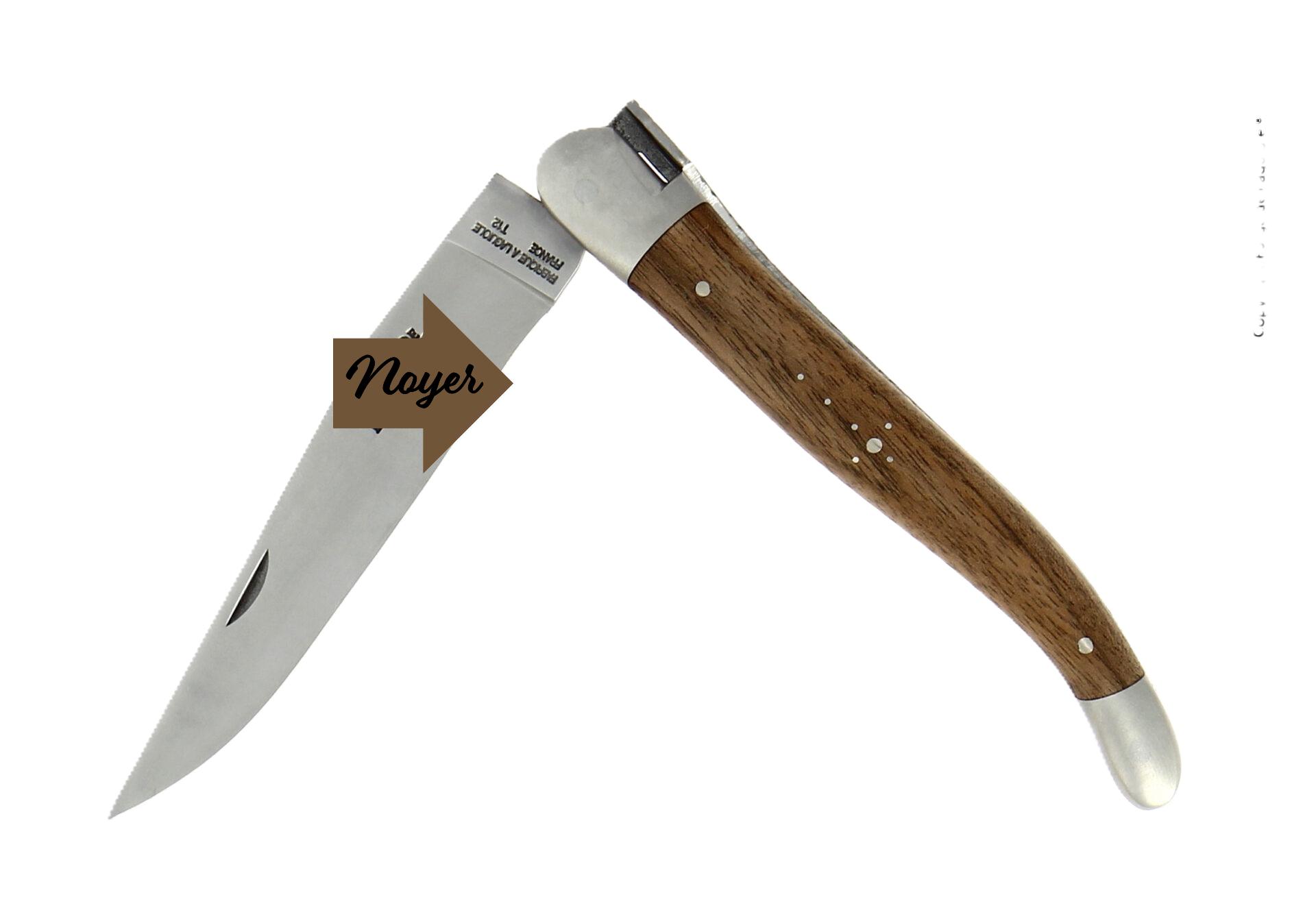 couteau de laguiole pliant en noyer - retour daubrac - aveyron - cadeau français - cadeau original