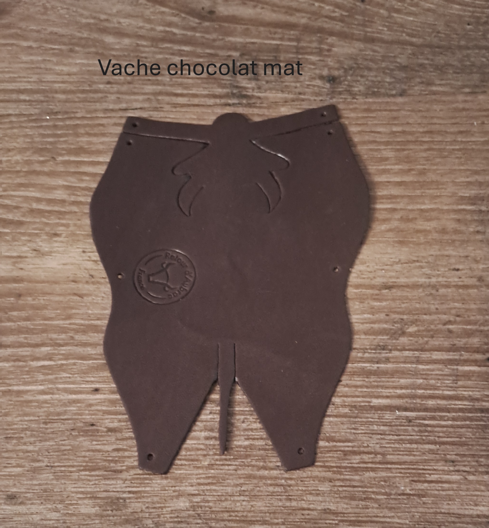 vache aubrac chocolat mat - cadeau original - cadeau fabriqué en France - RETOUR DAUBRAC - aveyron