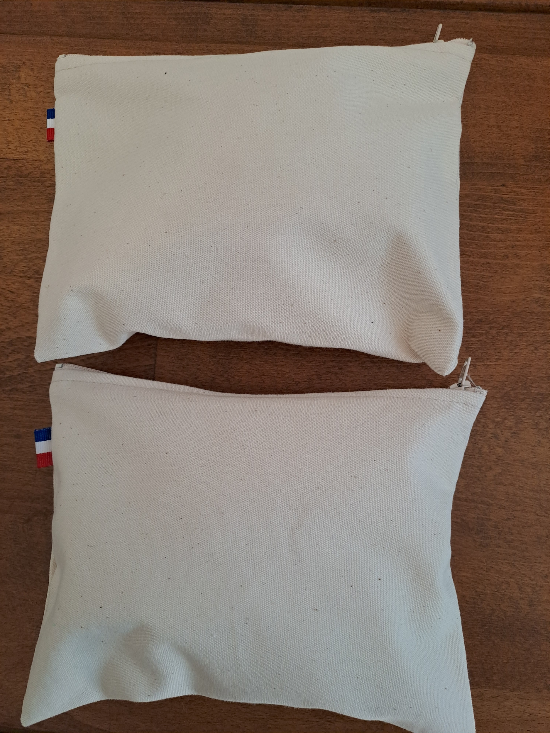 pochettes multifonctions-coton des Vosges-plateau de lAubrac-vaches Aubrac-cadeau français-Retour dAubrac-Aveyron- (2)