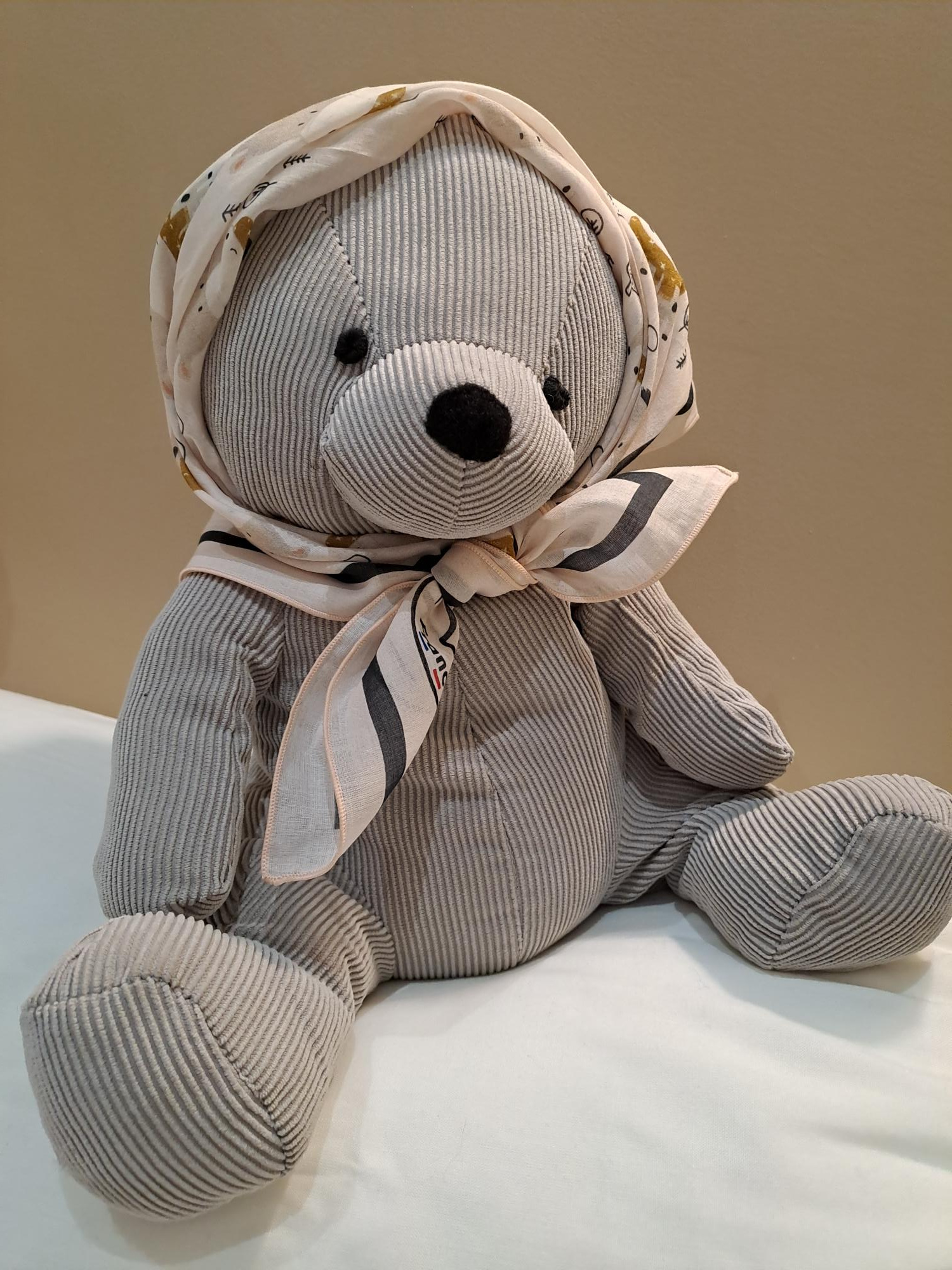 bandana-Retour dAubrac-Aveyron-foulard-made in France-cadeau français-cadeau original-cadeau enfant (4)