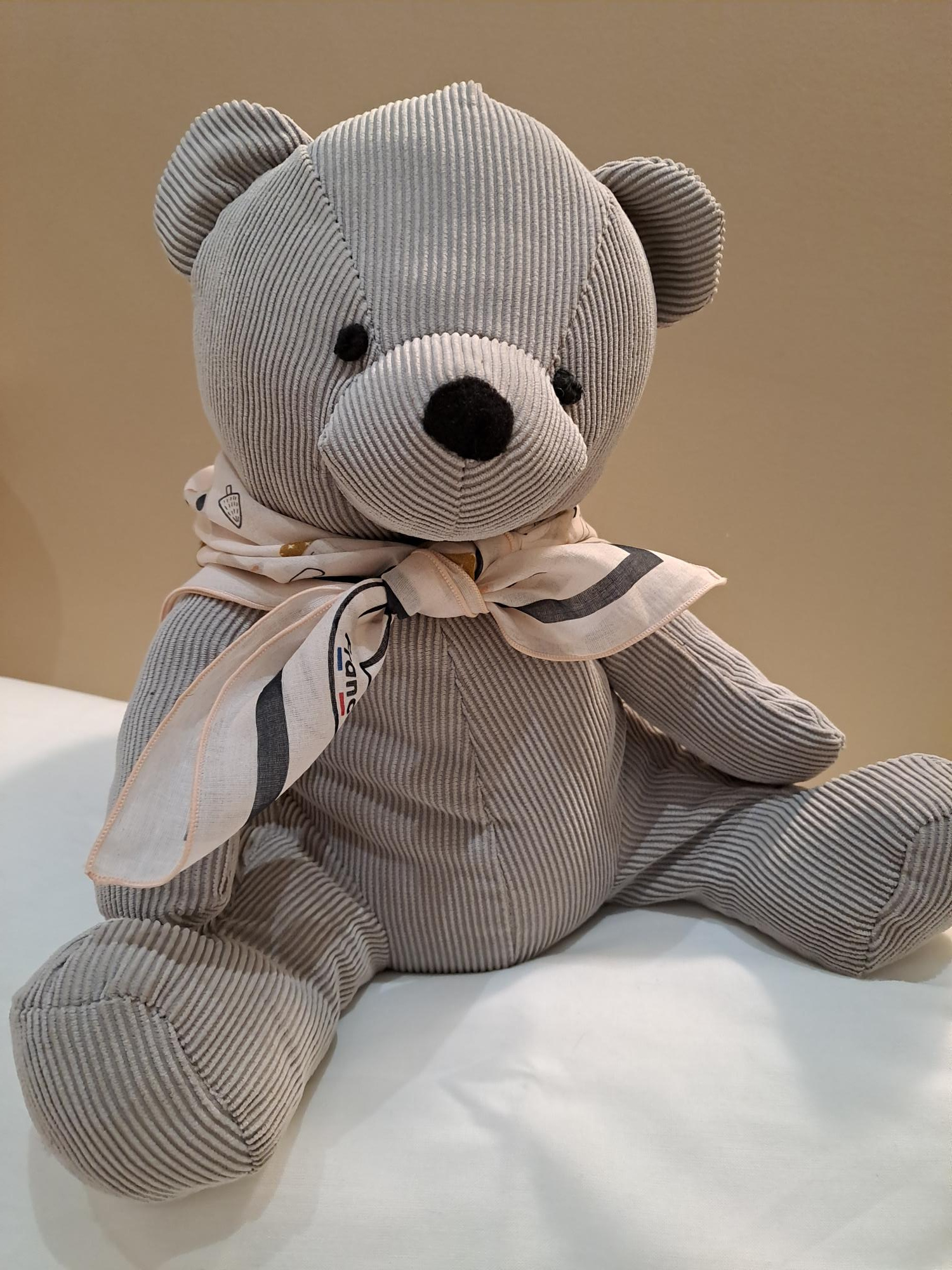 bandana-Retour dAubrac-Aveyron-foulard-made in France-cadeau français-cadeau original-cadeau enfant