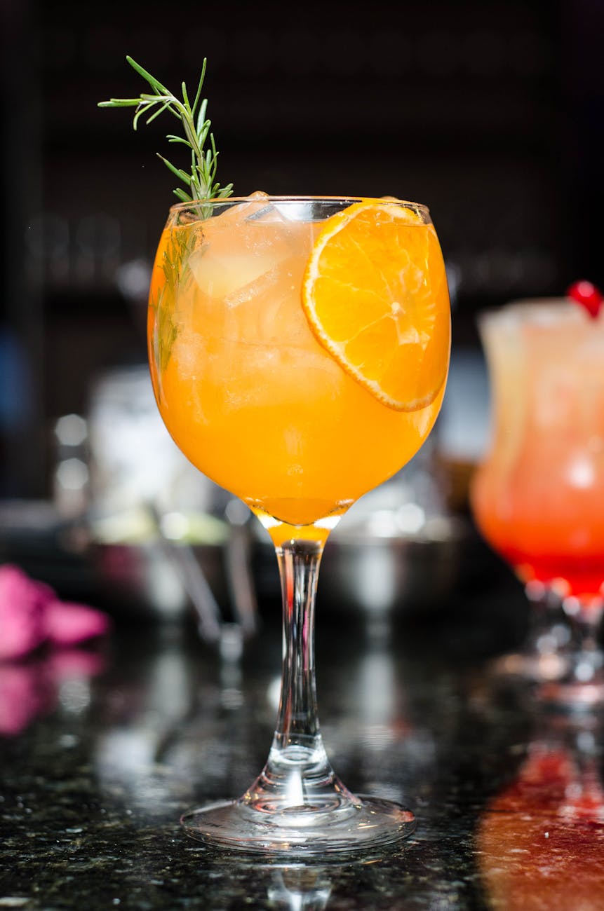 cocktail avec sirop bio artisanal de gentiane dAubrac-Retour dAubrac-Aveyron