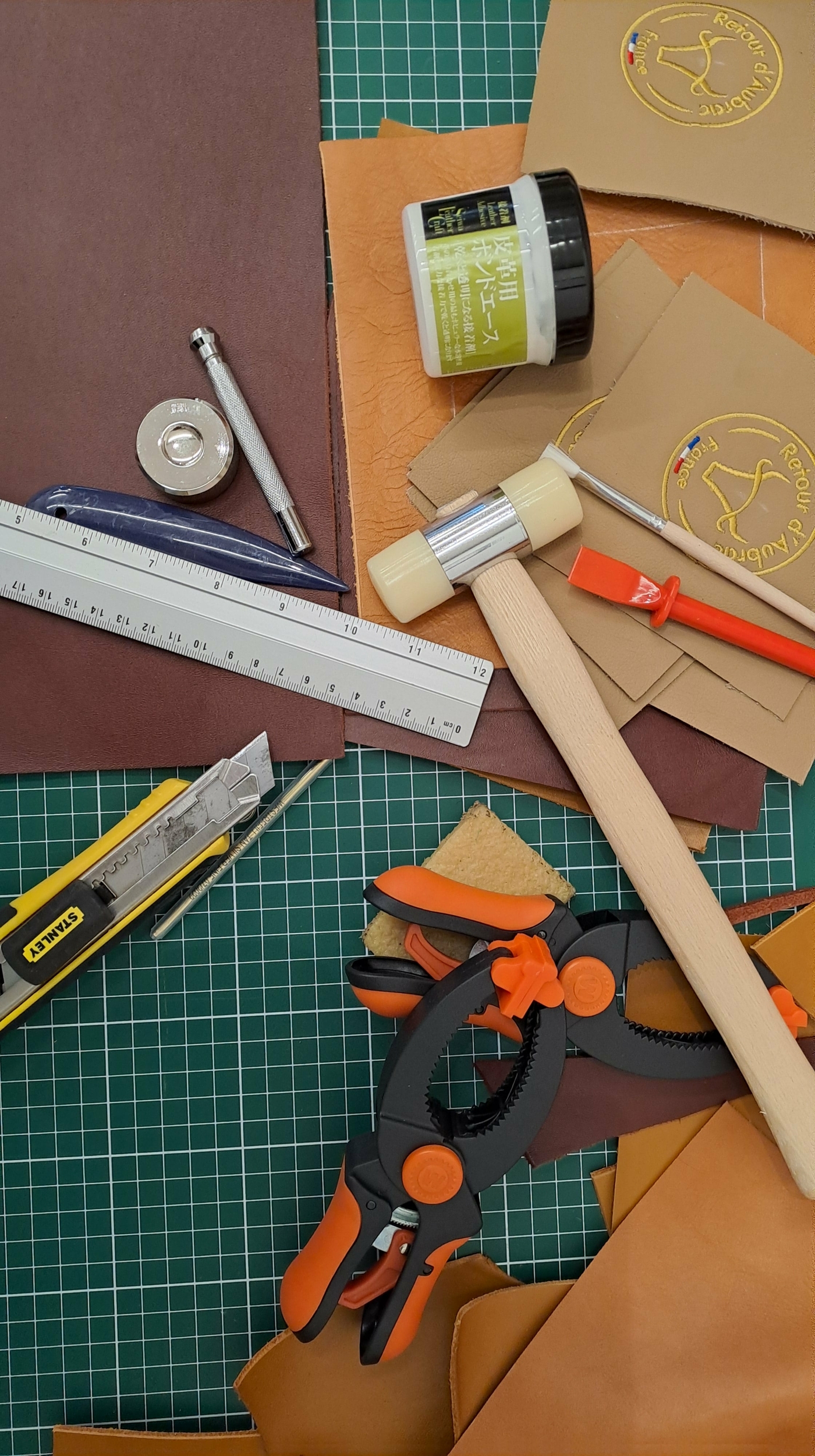 fabrication vide poches  cuir retour daubrac-