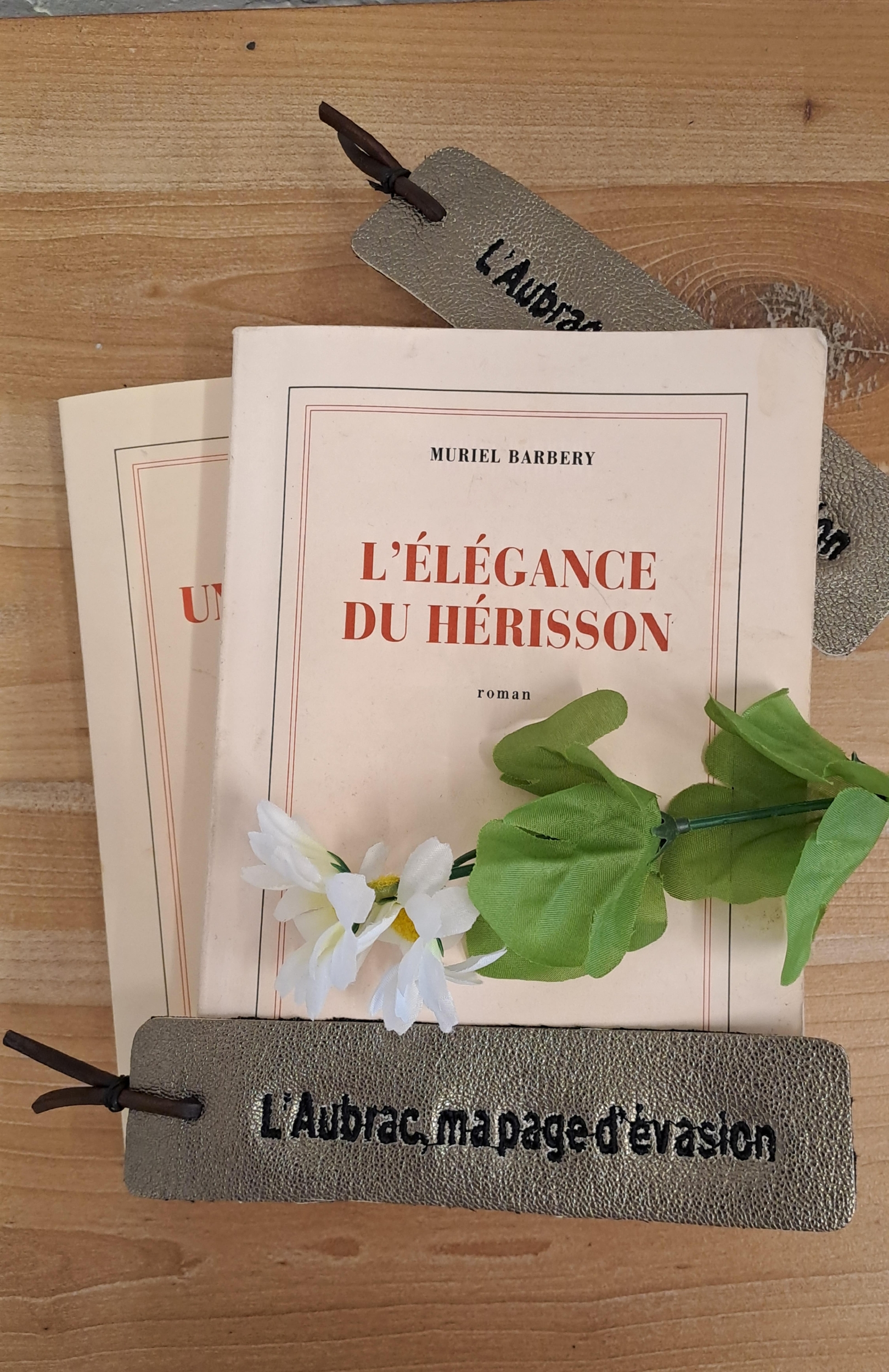 marque pages cuir argenté Aubrac-Retour dAubrac-Aveyron-cadeaux français