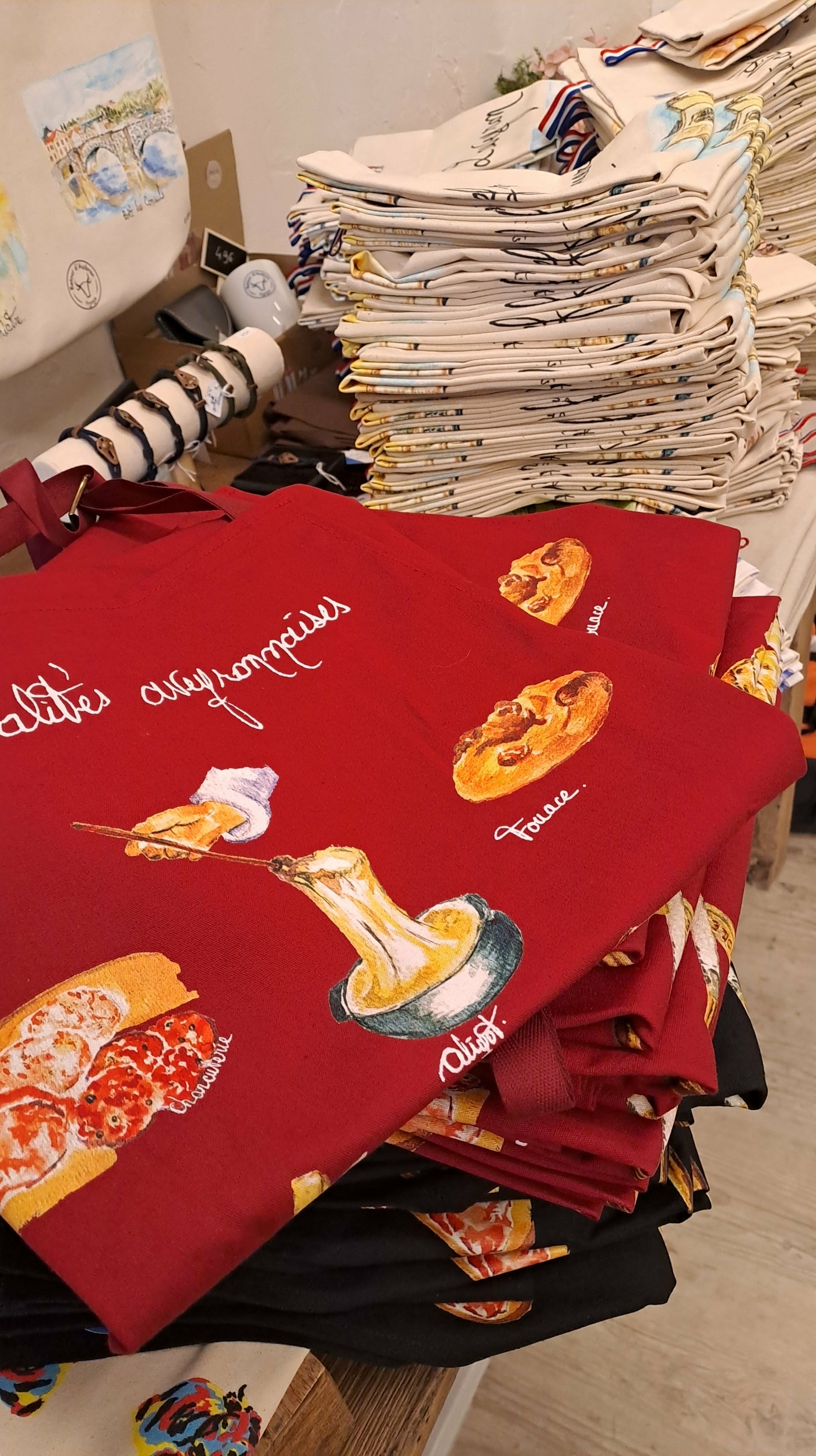tablier spécialités aveyronnaises bordeaux-tablier français-Retour dAubrac-cadeau français-