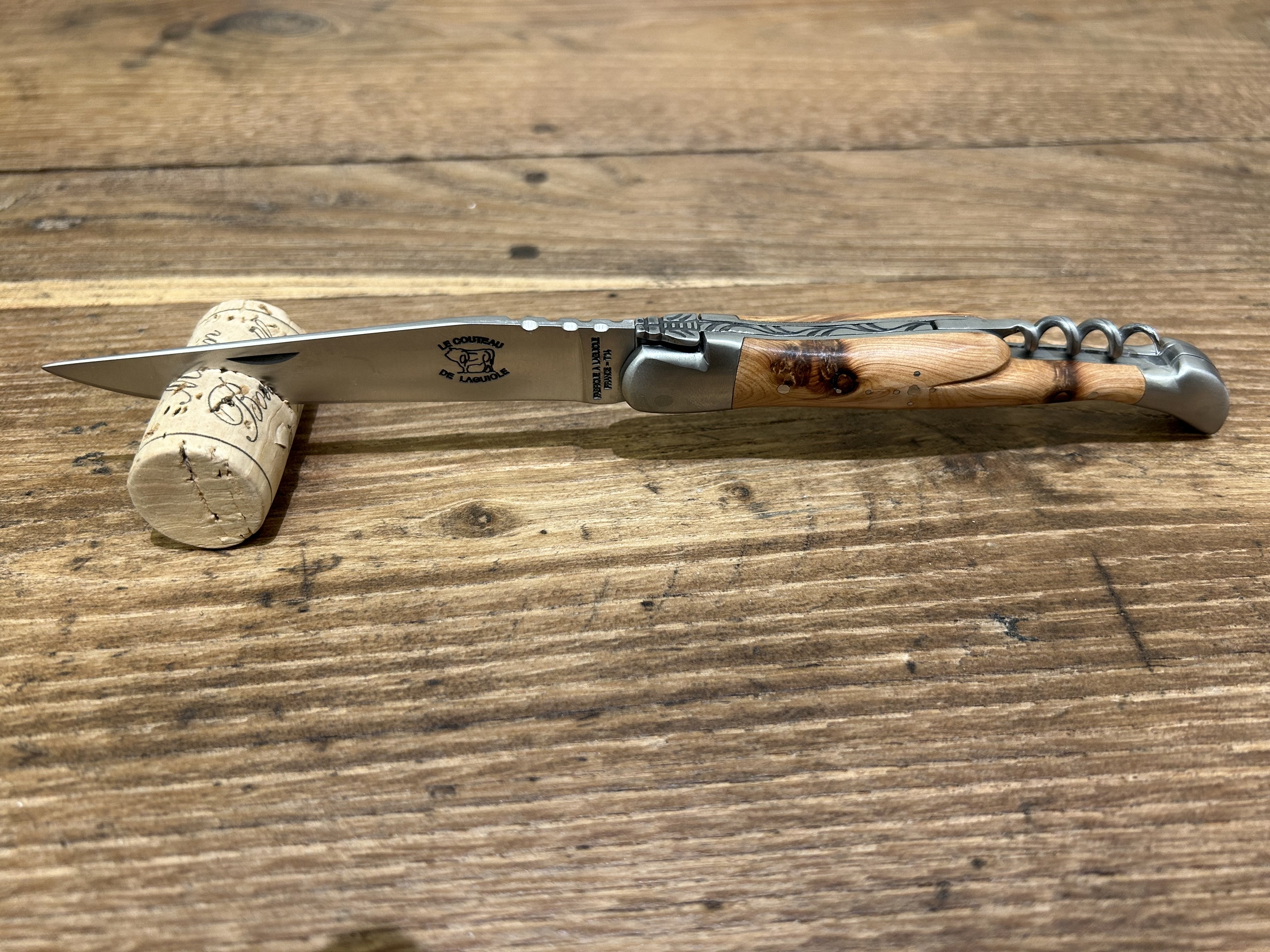 couteau de Laguiole pliant