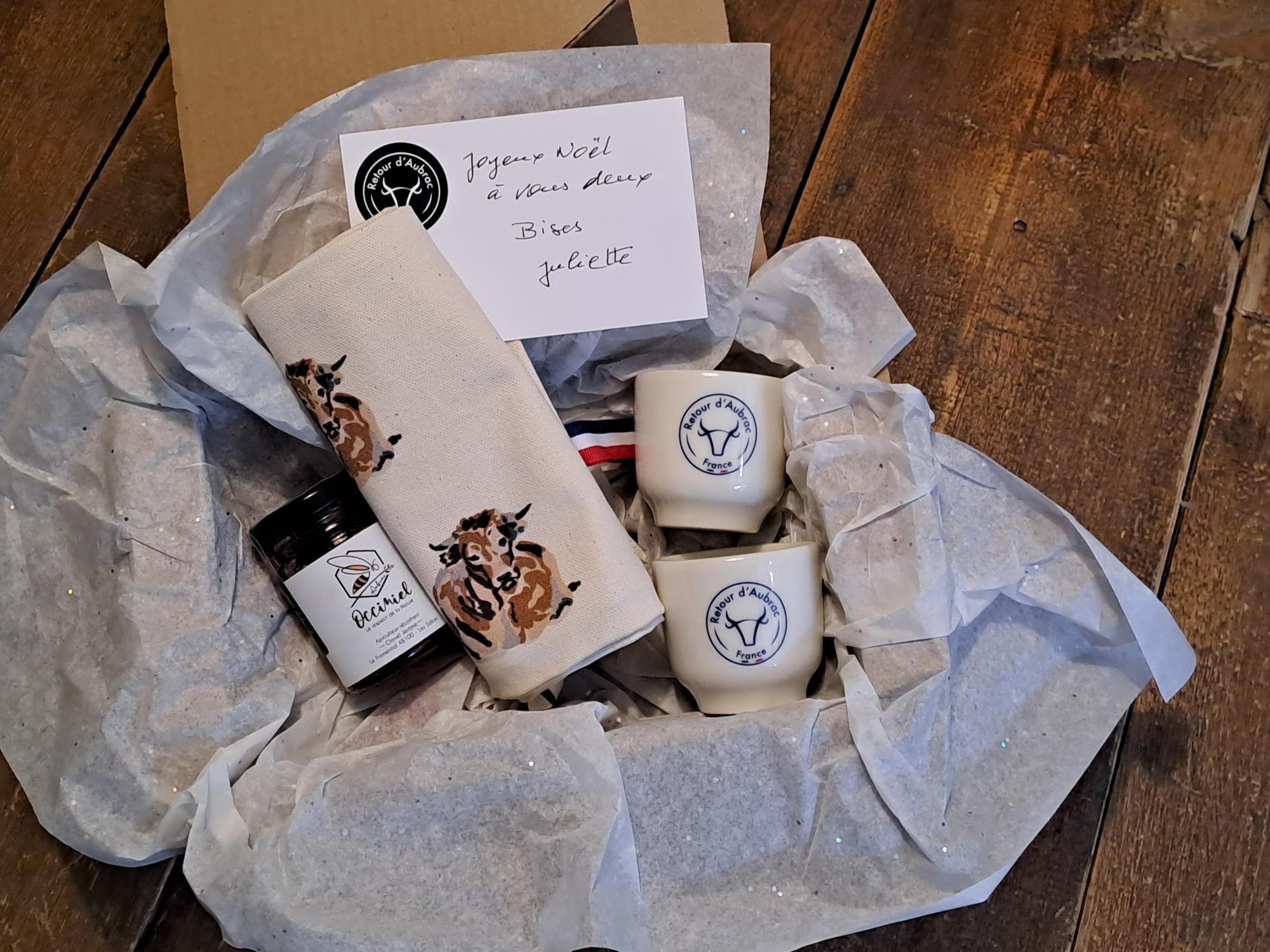 coffret cadeaux-cadeaux français-cadeau original-Aubrac-Aveyron-France-Retour d'Aubrac (3)