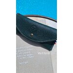 étui à lunettes en cuir fabriqué en France - tannage végétal - retour daubrac - aveyron - cadeau original - cadeau français - cadeau entreprises -vert forêt 1-
