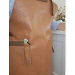 tablier bbq en cuir - tablier de cuisine en cuir - étui à couteau Laguiole retour daubrac - aveyron - cadeau original pour hommes - cadeau français 4