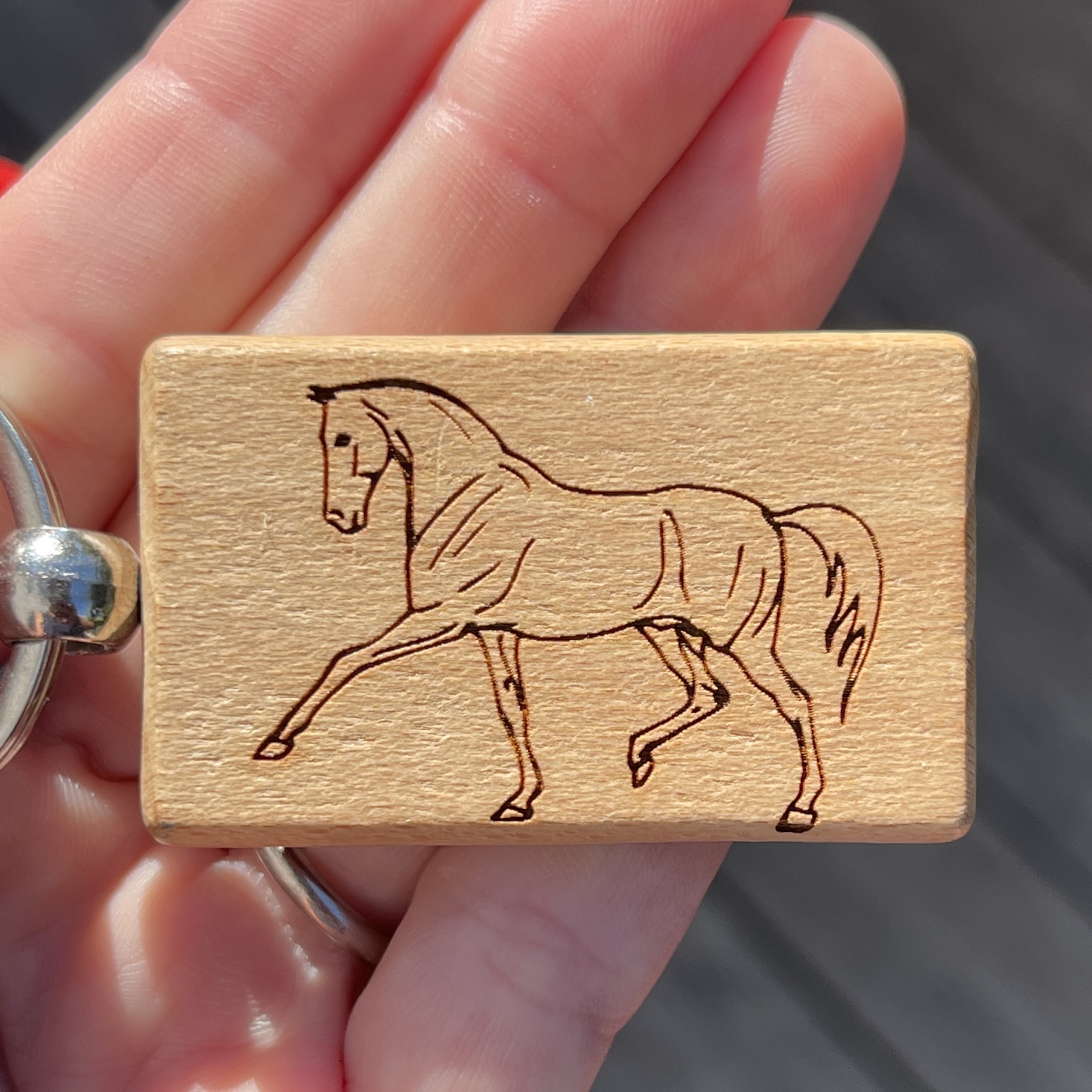 Porte clé personnalisé gravé cheval en bois