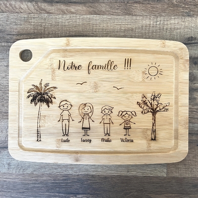 Planche en bambou personnalisée famille avec décor tropiques