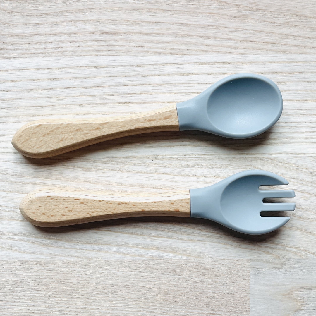 Set De Couverts Bébé Chat – Cuillère Et Fourchette Inox Avec Sac De Rangement