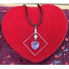 P15b Le pendentif d'amour Rose, perle blanche 1