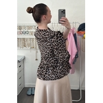 Blouse col claudine arrondi leopard