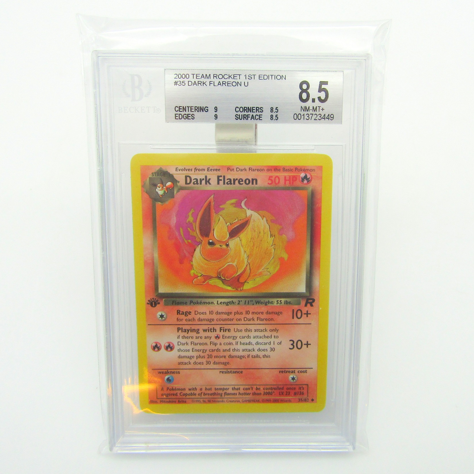 Pokémon Card. 2000 Team Rocket. 1st edition. Dark Flareon. 35/82. Beckett 8,5