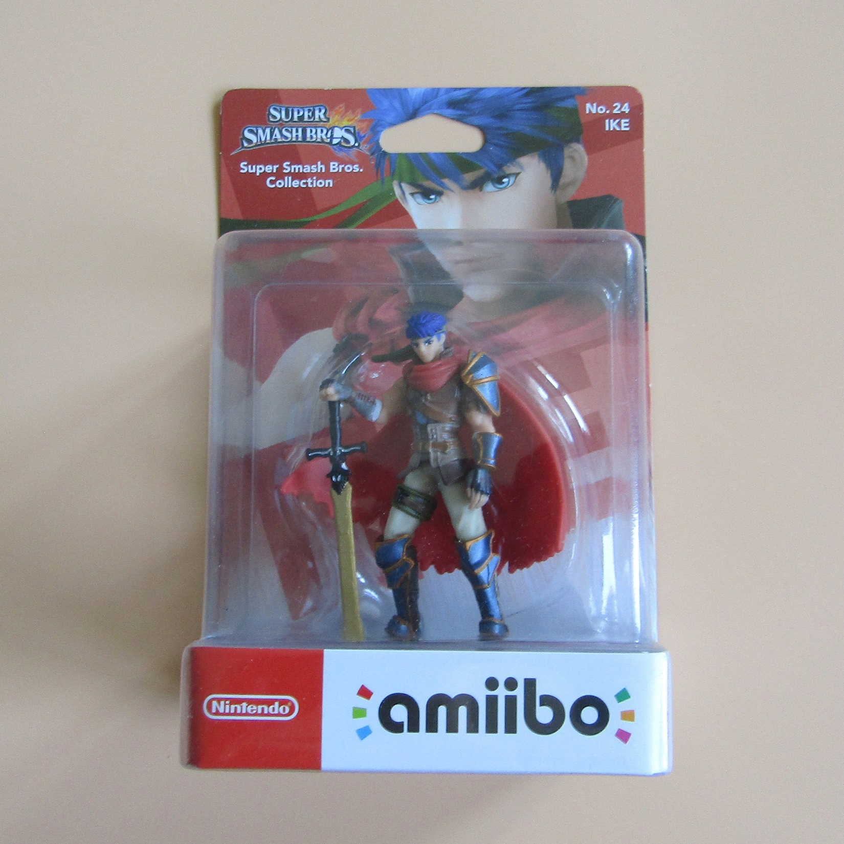 Nintendo Switch. Amiibo. Super Smash Bros. No. 24 Ike