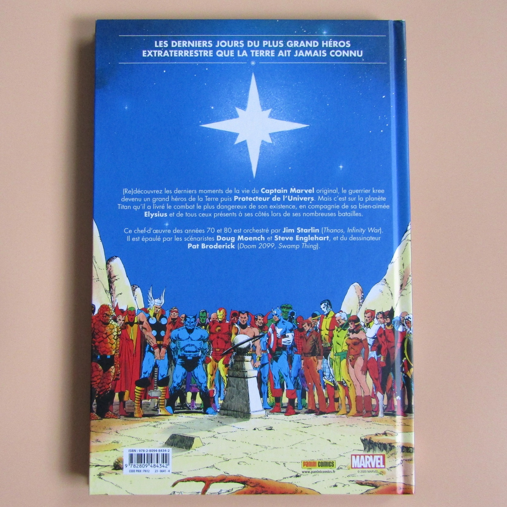 BD Comics. Marvel. La mort du Captain Marvel. Starlin. 2020