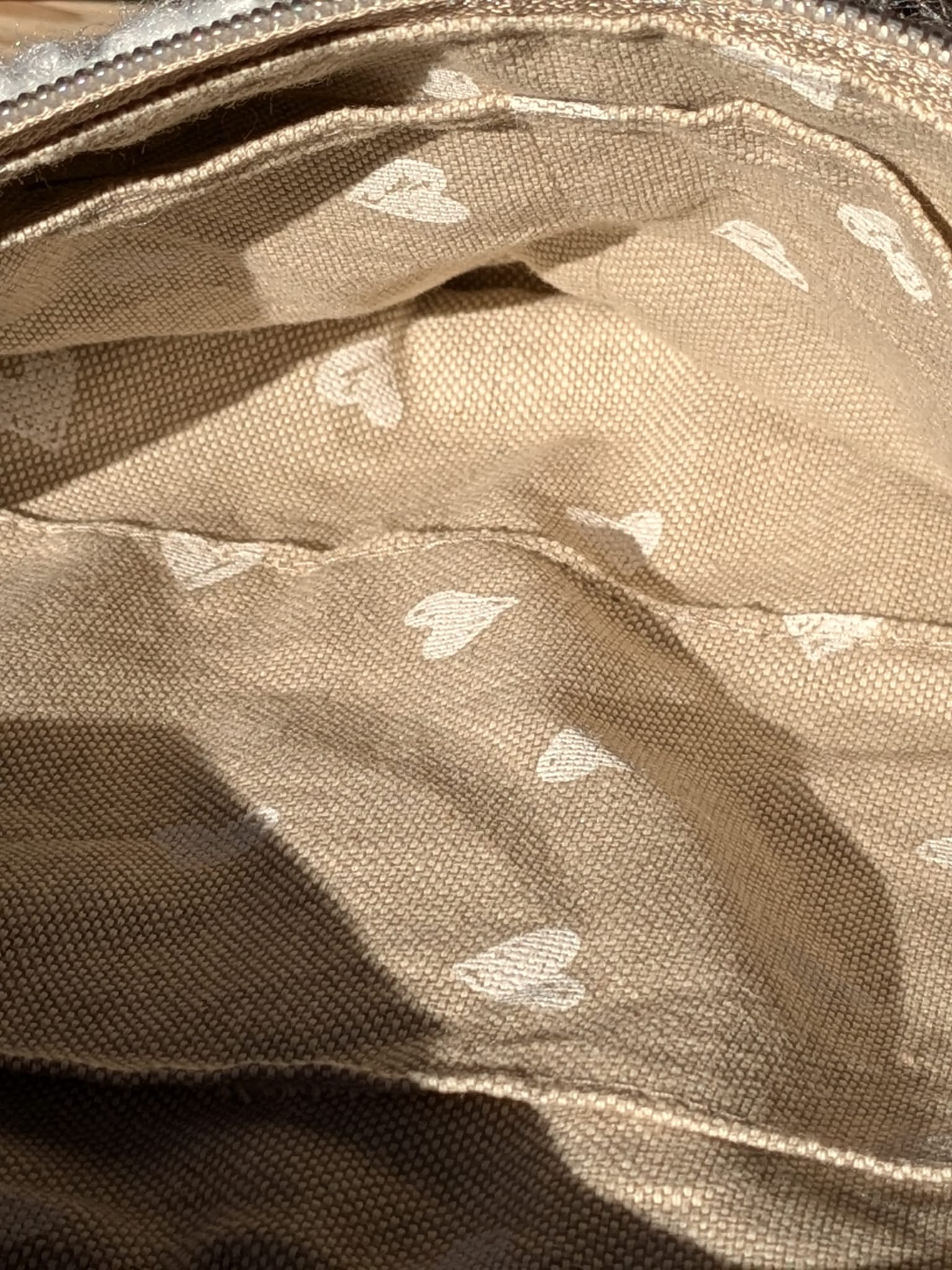 doublure coeur blanc sac banane moumoute blanche