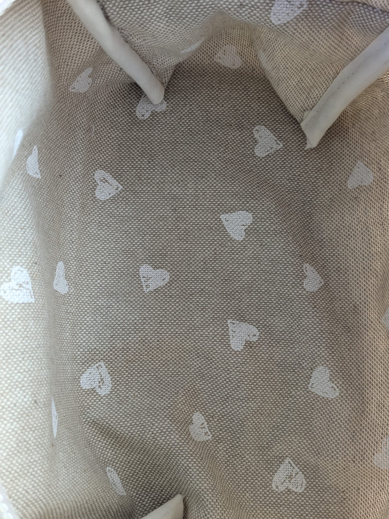 trousse moumoute blanche coeur taupe doublure coeurs blancs