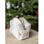 trousse moumoute blanche coeurs rouges (2)