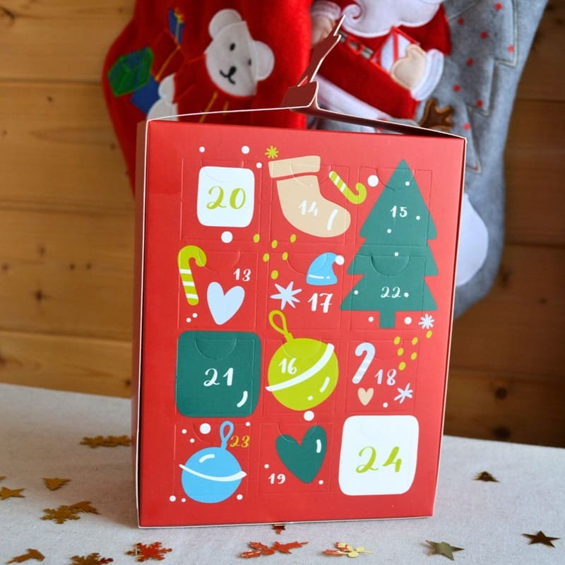calendrier-Rouge-chats-noel