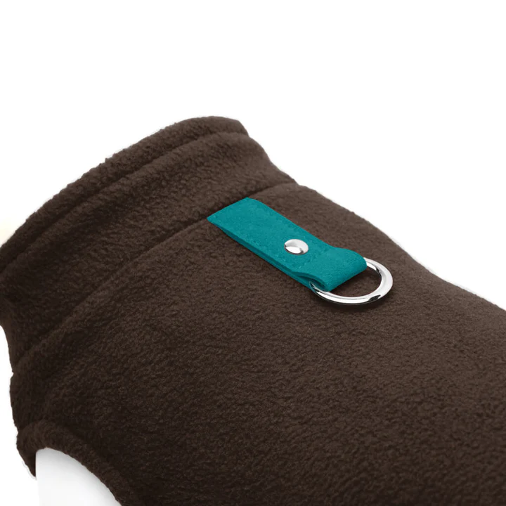 gooby-brown-fleece-vest-with-turquoise-tag-d-ring-leash-attachment-detail-view-1024x1024px