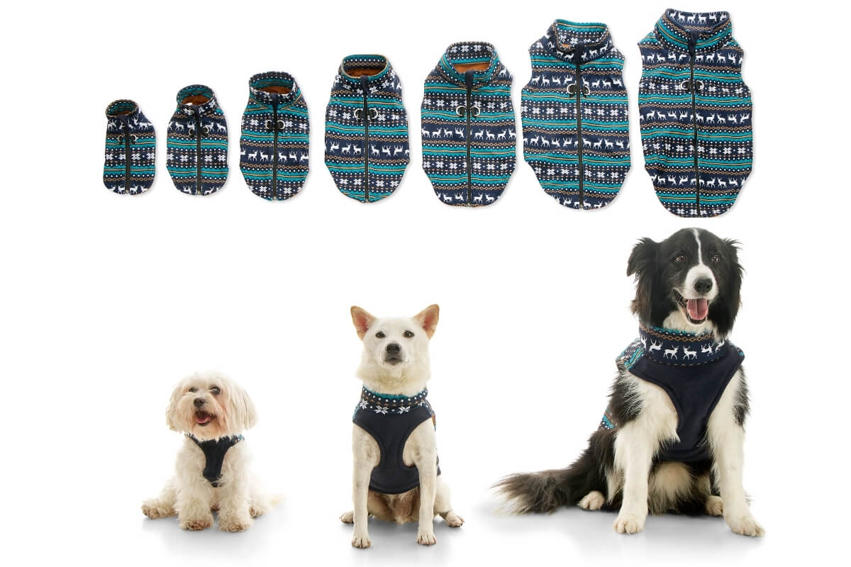 72116-zip-up-fleece-deer-blue-feature-shot-versatile-sizing-1200x800px-tinified