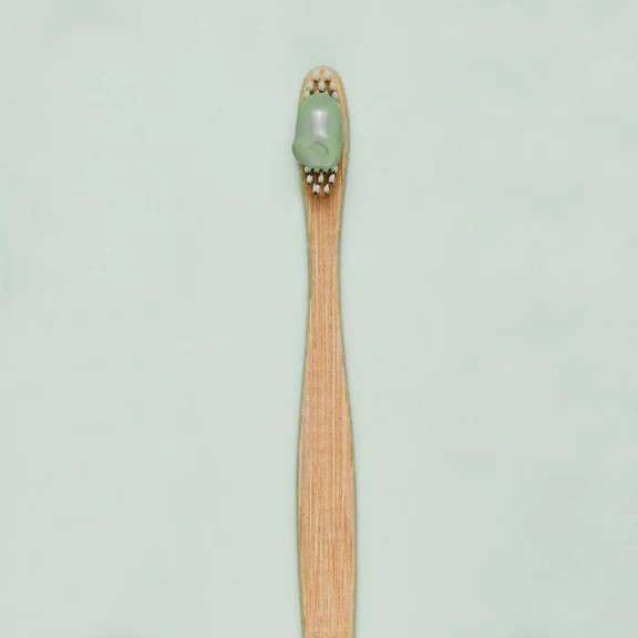 brosse à dent  et Dentifrice Extra-Menthe - certifié BIO