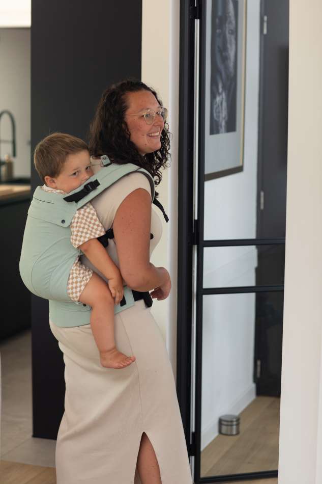babylonia Flexia Mint green - porte bébé  ergonomique