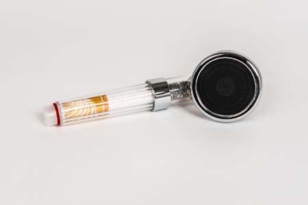 Pommeau de douche filtrant EVA
