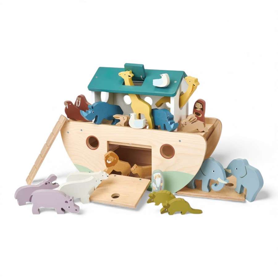 Arche de Noé en bois ouverte, animaux par paires positionnés tout autour et personnages de Noé visibles.