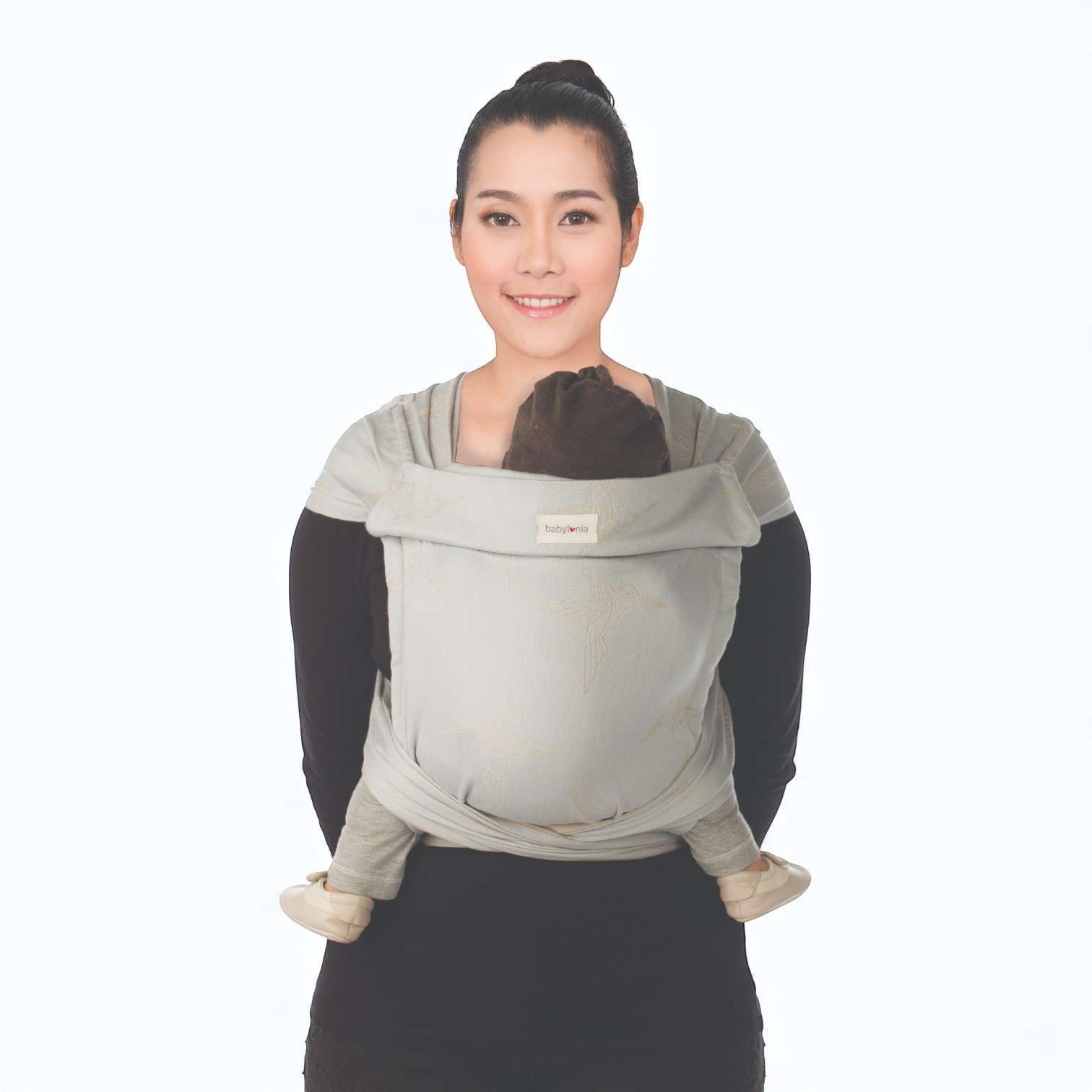 Porte-bébé BB-Taï Colibri Babylonia en portage ventral, mei-tai physiologique sans boucle