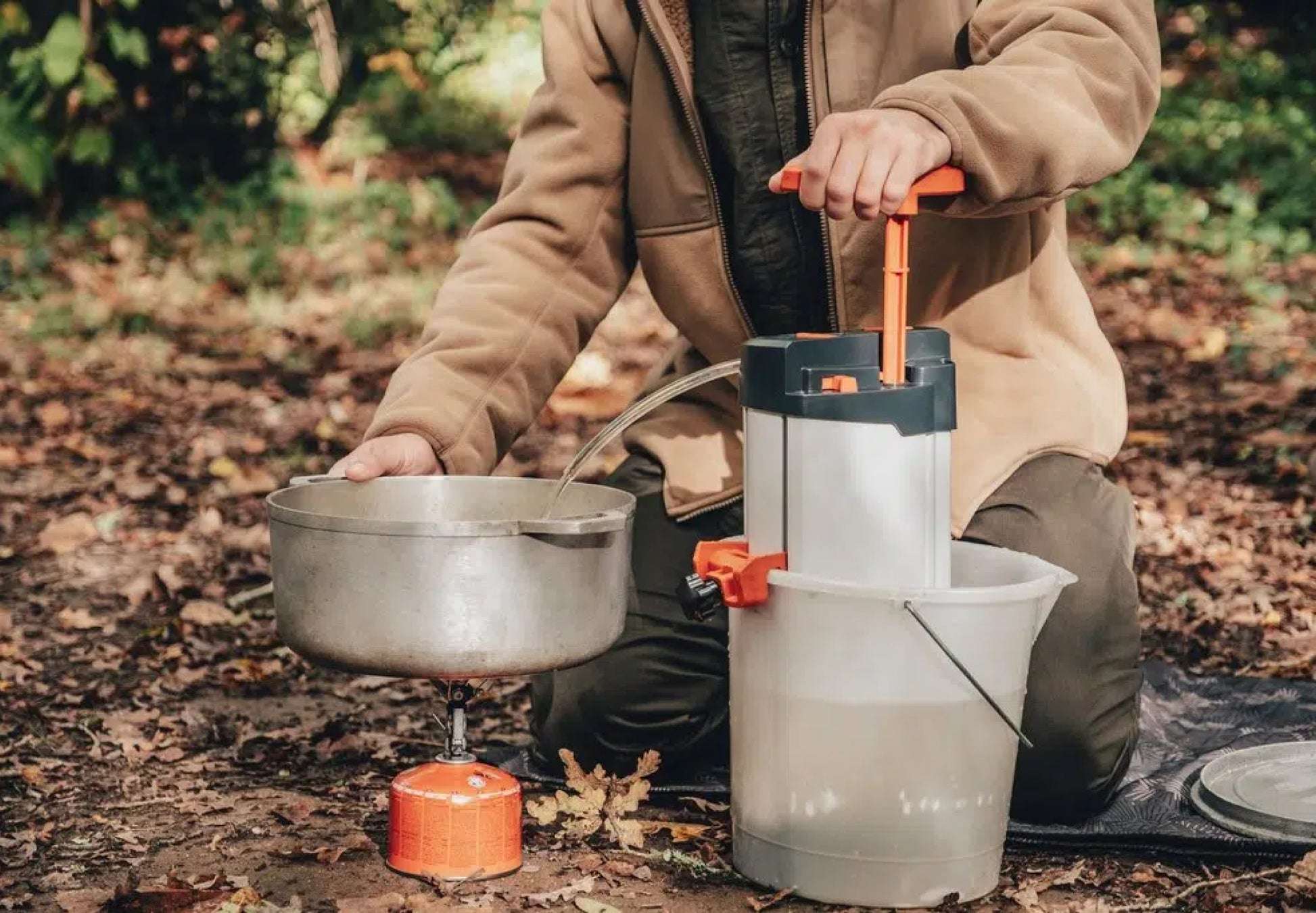 Filtrer de l’eau avec ORISA pour la cuisine autonomie sans électricité