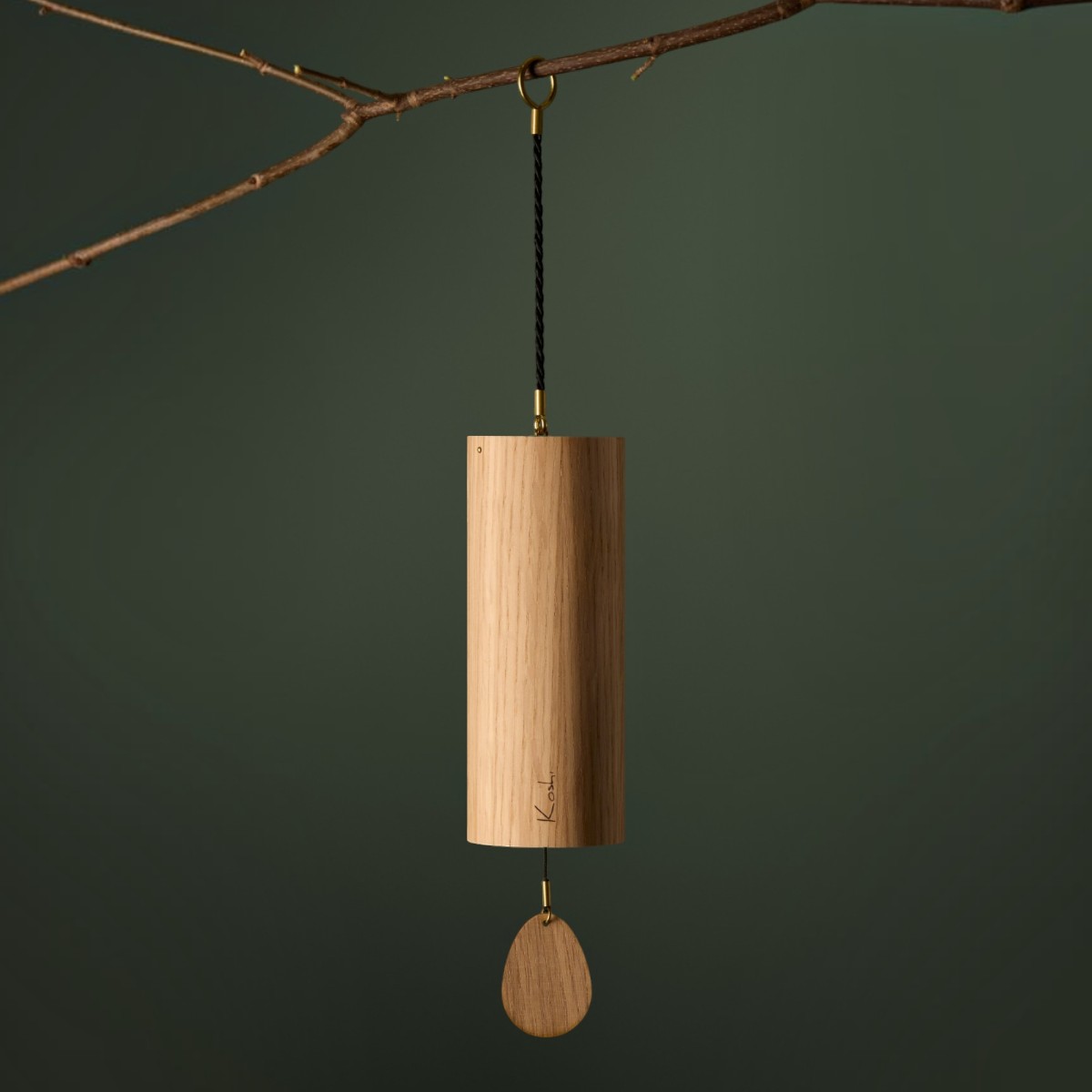 Carillon Koshi Forest suspendu, collection Earth Symphony en bois de chêne