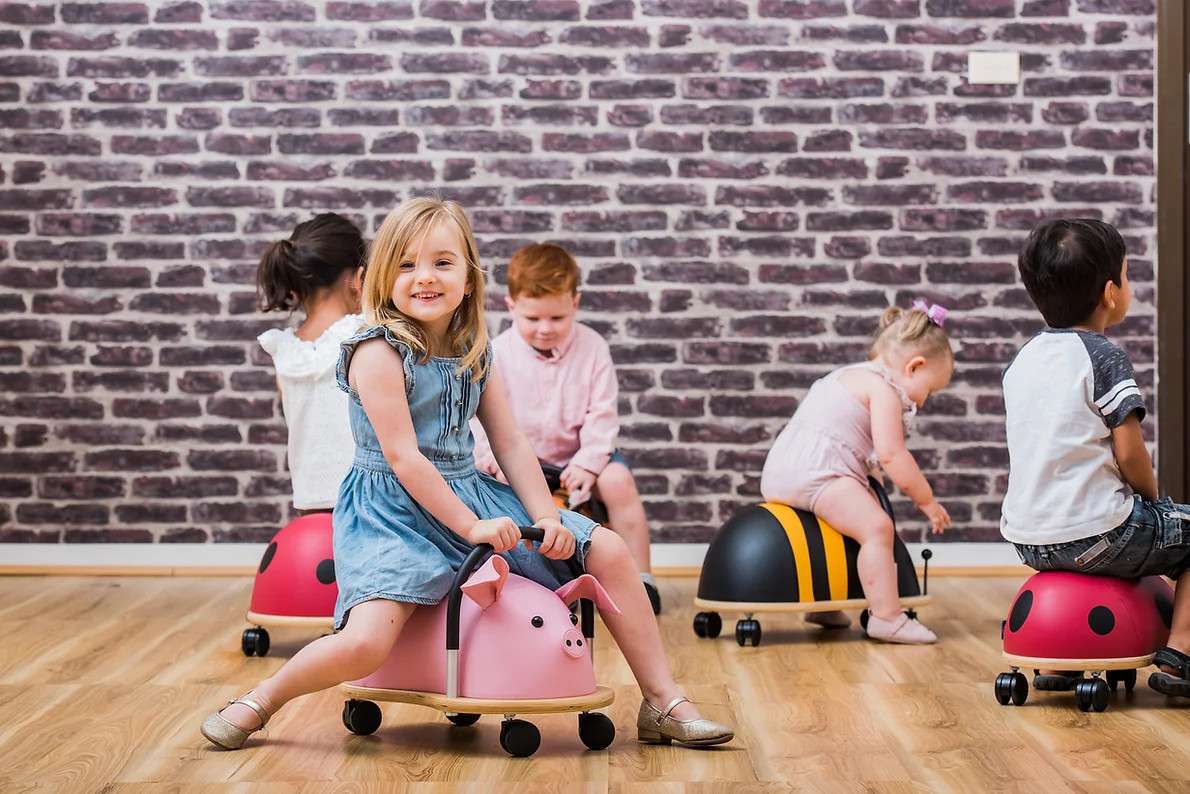 trotteur wheely bug porteur enfant