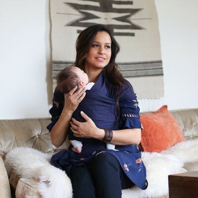 éahrpe de portage Boba wrap bleu marine