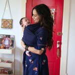 Boba wrap bleu marine - maman