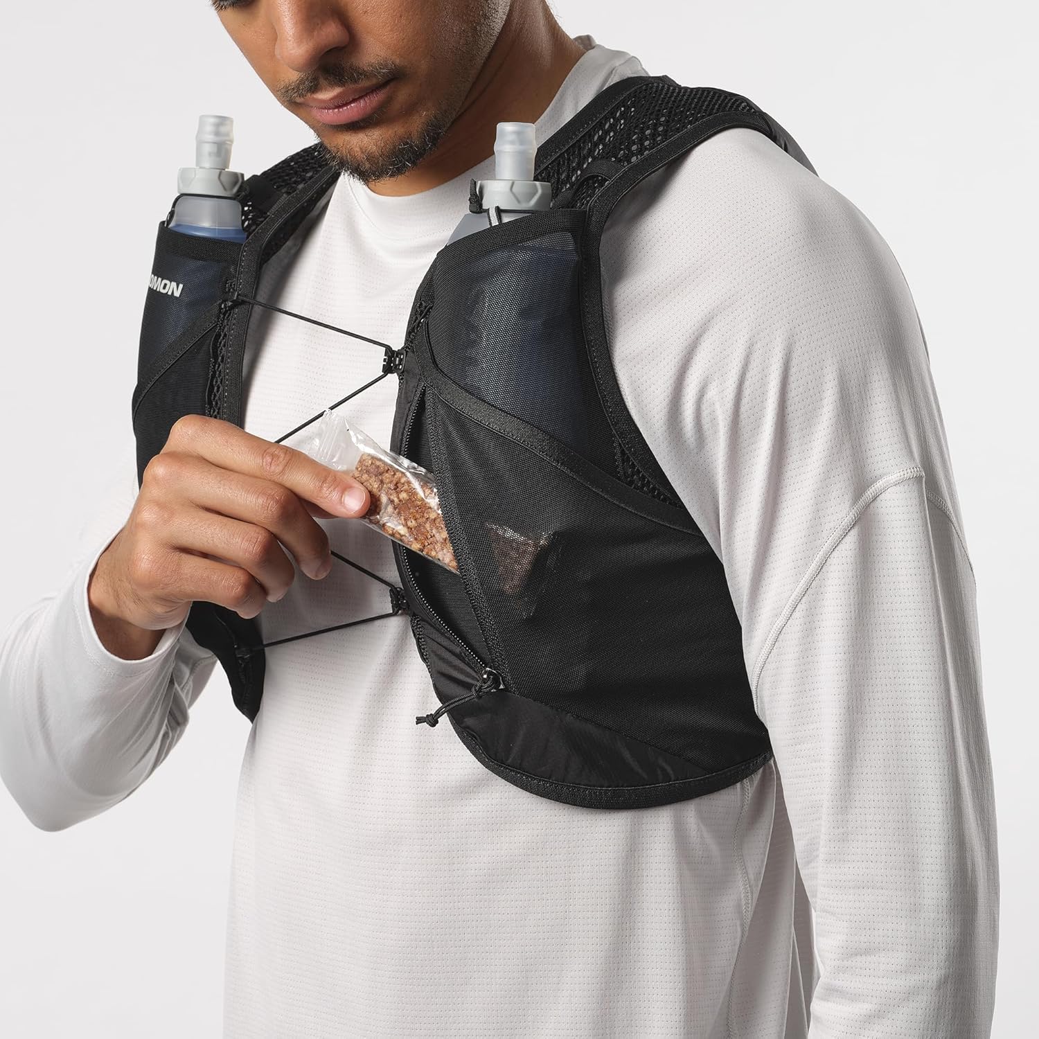 Salomon Active Skin 4 Set, Poches Poitrine faciles à hydrater, Confort SensiFit de précision, Rangement sécurisé pour Les C 6