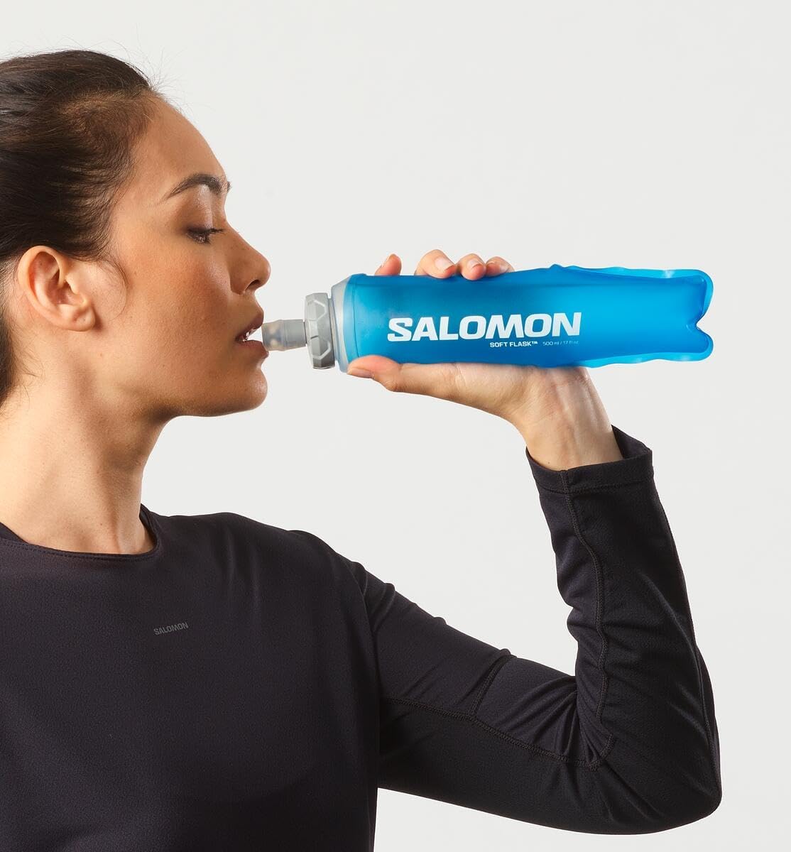 Salomon Soft Flask 500ml 17oz, Flacon Flexible et Confortable avec Valve à Haut débit et Prise Ergonomique, se rétracte au 2