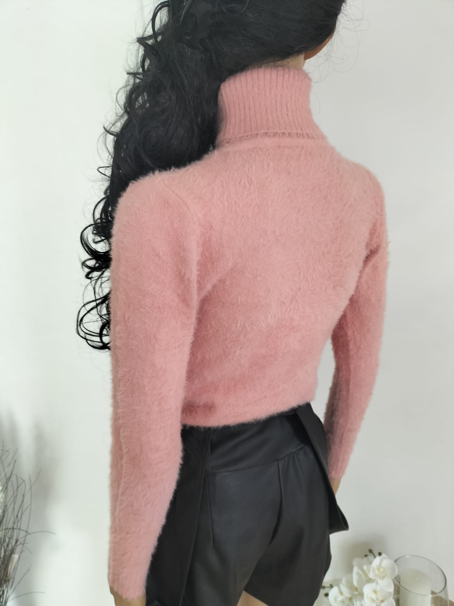 Pull rose col roulé femme (7)
