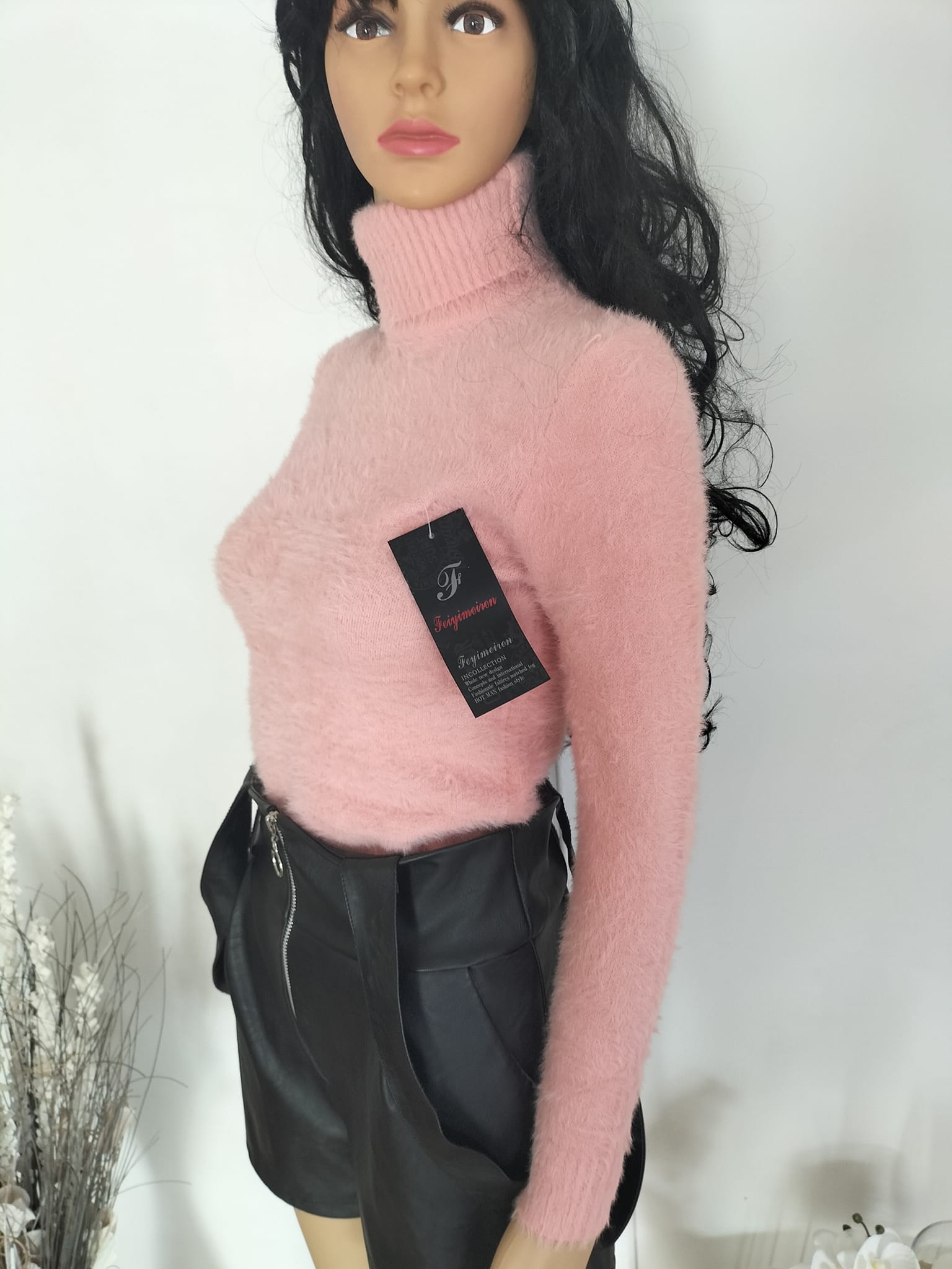 Pull rose col roulé femme (6)