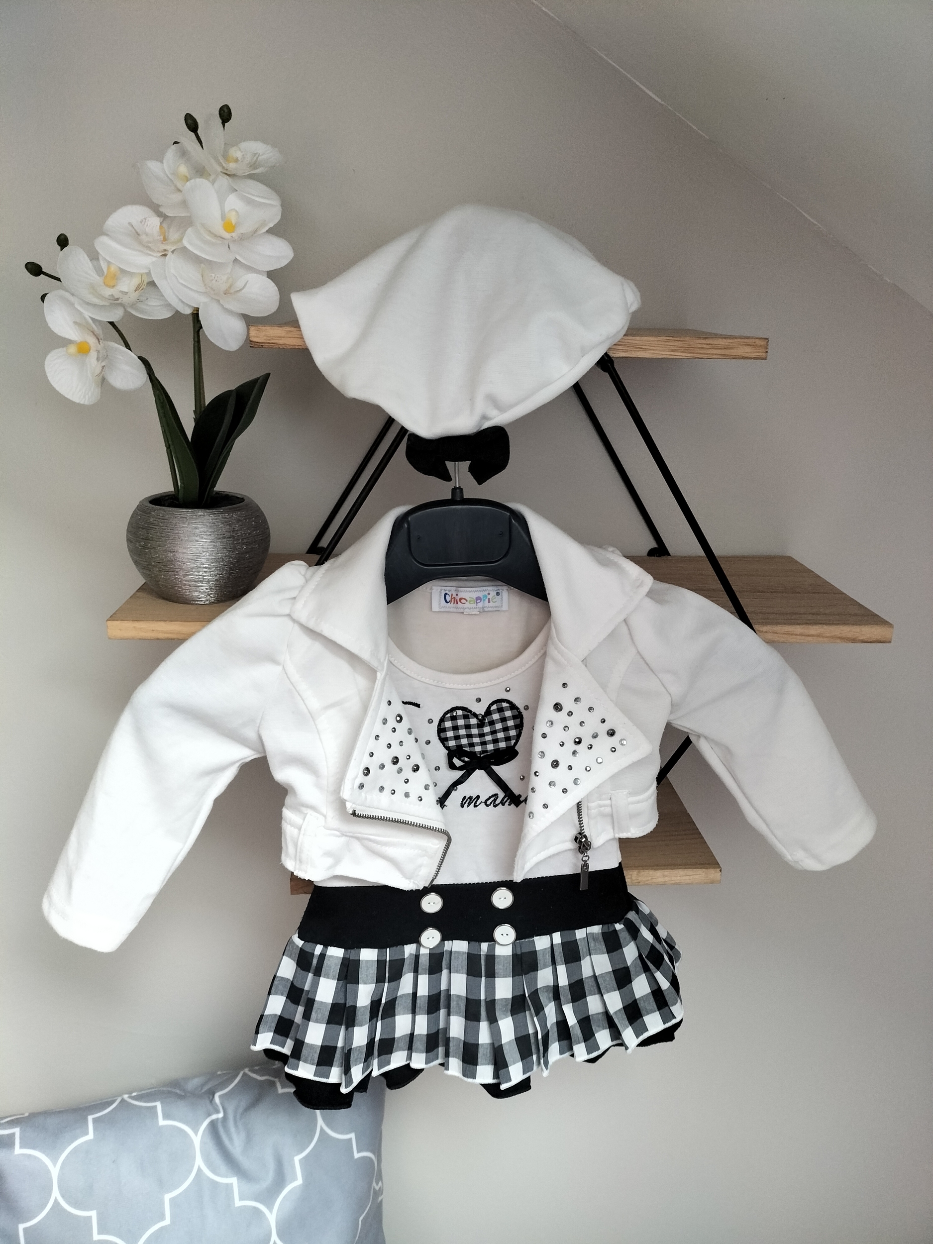 Ensemble robe+perfecto+béret chicaprie SECONDE MAIN FILLE/0 à 24