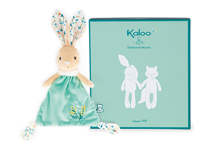 KALOO-Doudou triangle lapin Justin (1)