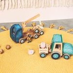 LILLIPUTIENS-Tracteur en bois (3)