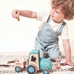 LILLIPUTIENS-Tracteur en bois (4)