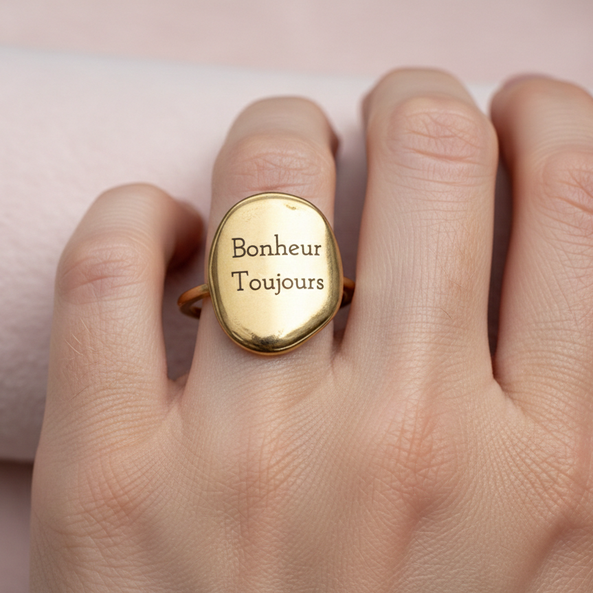 Bague irrégulière dorée