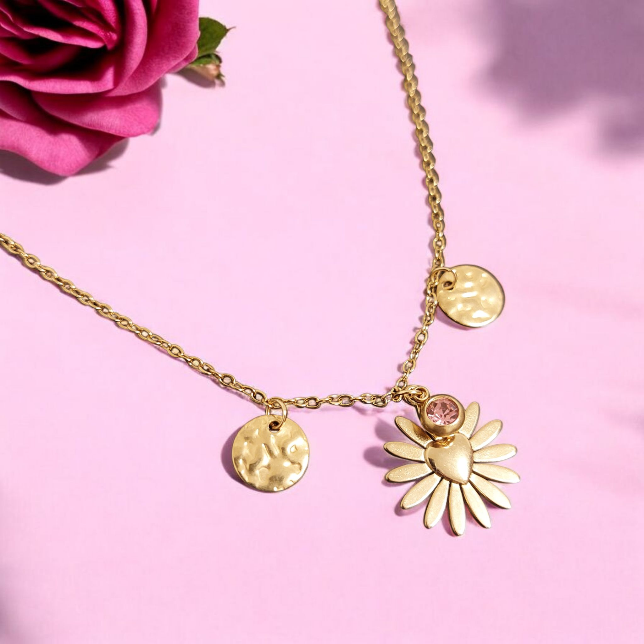 Collier en acier inoxydable - Charms plaques dorées, fleur