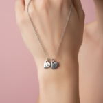 collier deux coeurs argentés