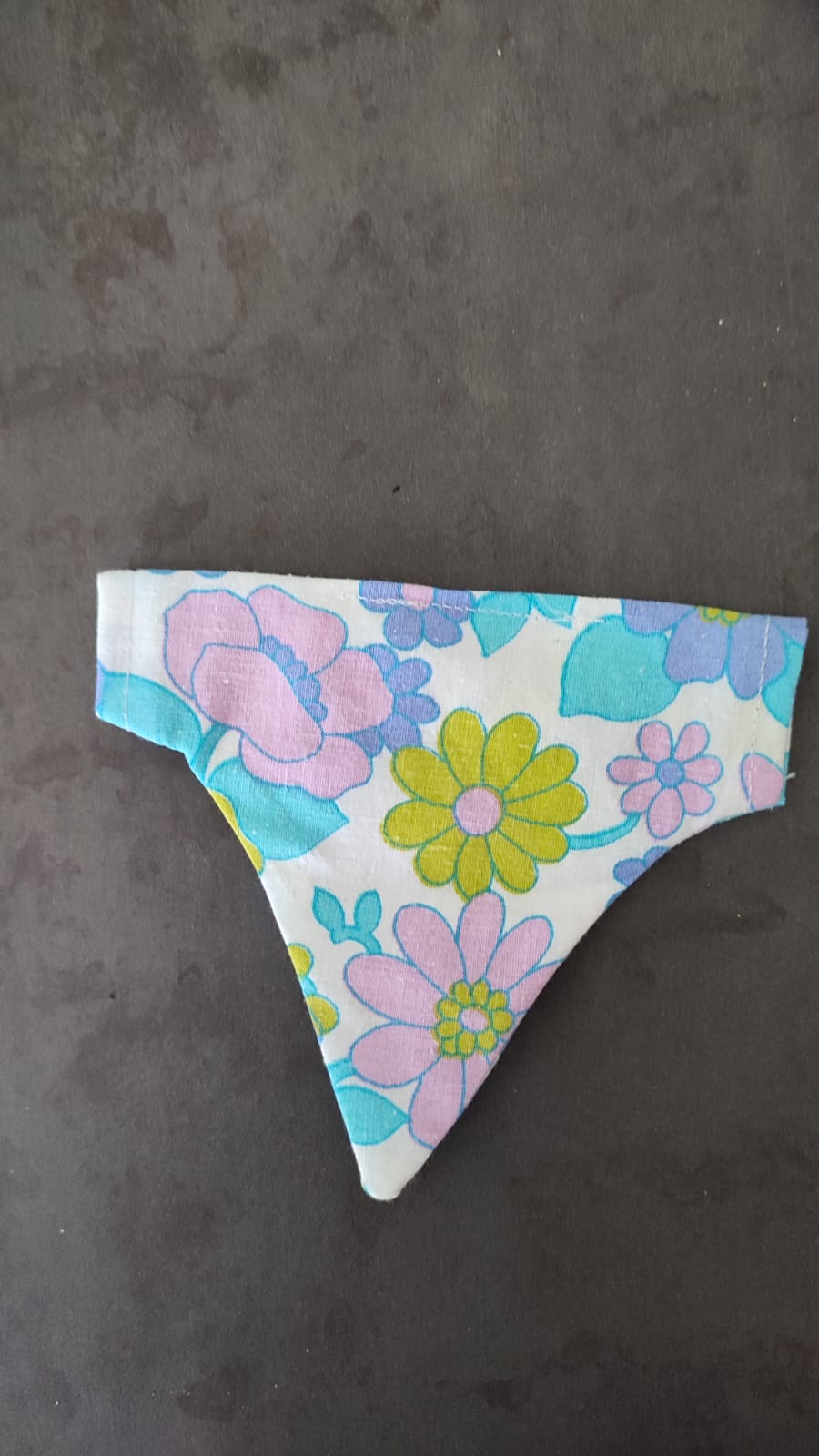 Bandana Flower Looky pour chat, autre vue